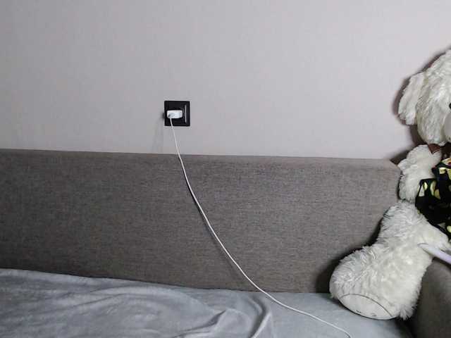 RoyAngela live cam on BongaCams