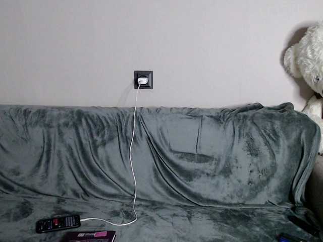 RoyAngela live cam on BongaCams