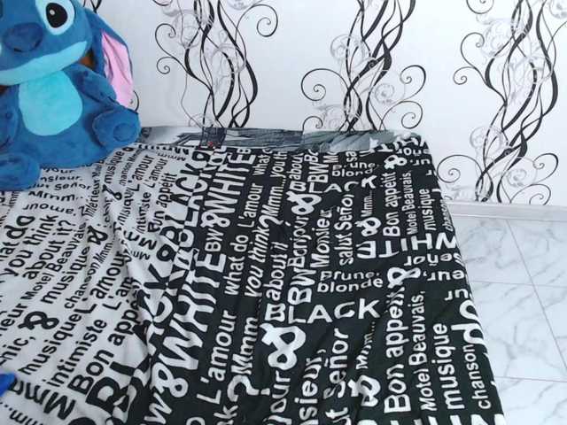 RoyAngela's BongaCams show and profile