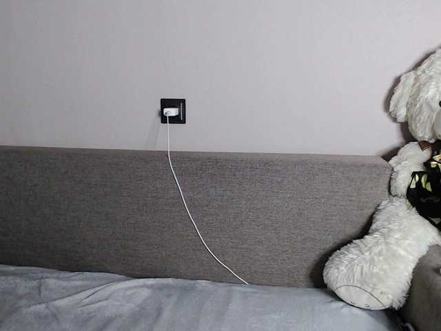 RoyAngela live cam on BongaCams