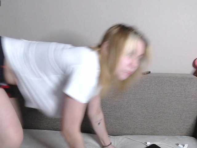 RoyAngela live cam on BongaCams