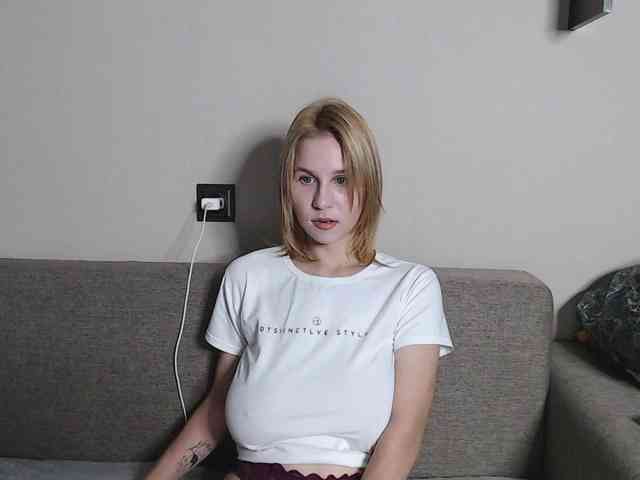 RoyAngela webcam