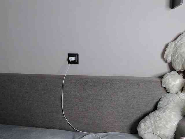 RoyAngela webcam