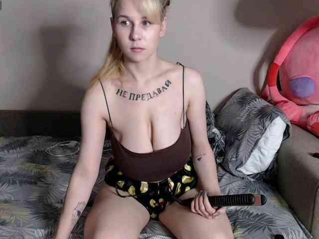RoyAngela webcam