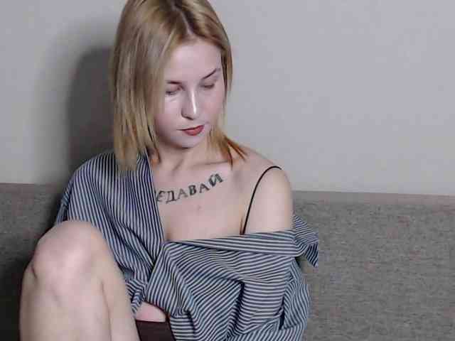 RoyAngela webcam