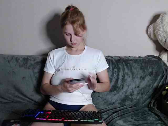 RoyAngela webcam