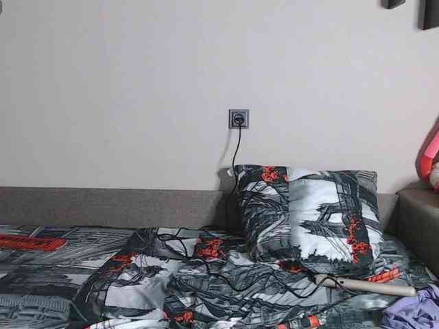 RoyAngela webcam