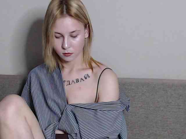 RoyAngela webcam