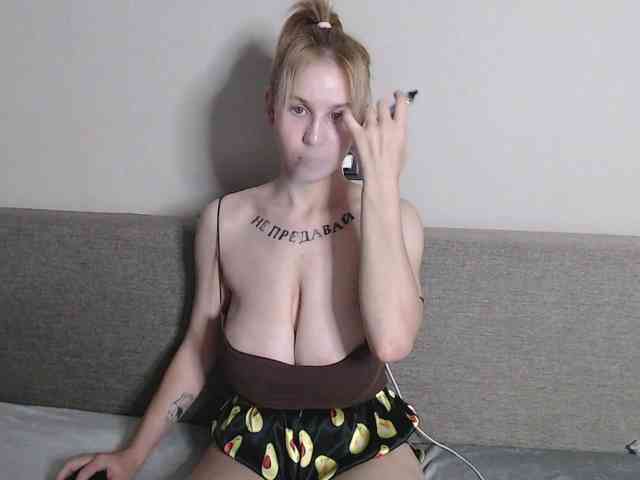 RoyAngela webcam