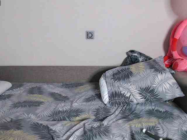 RoyAngela webcam