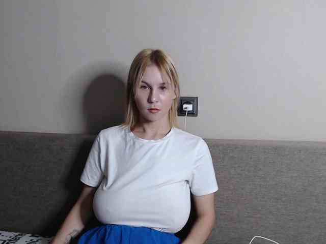 RoyAngela webcam