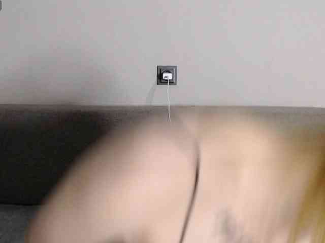 RoyAngela webcam
