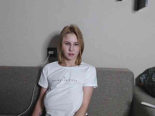 RoyAngela webcam