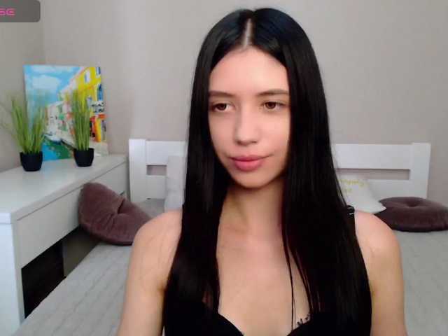 LindaSei live cam preview