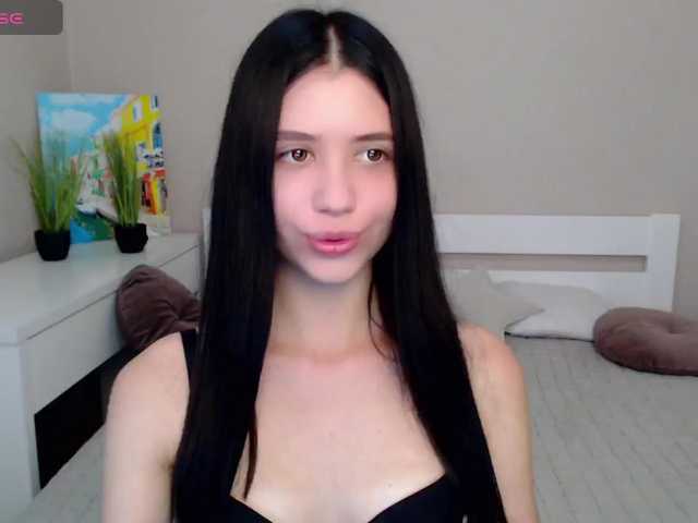 LindaSei live cam on BongaCams