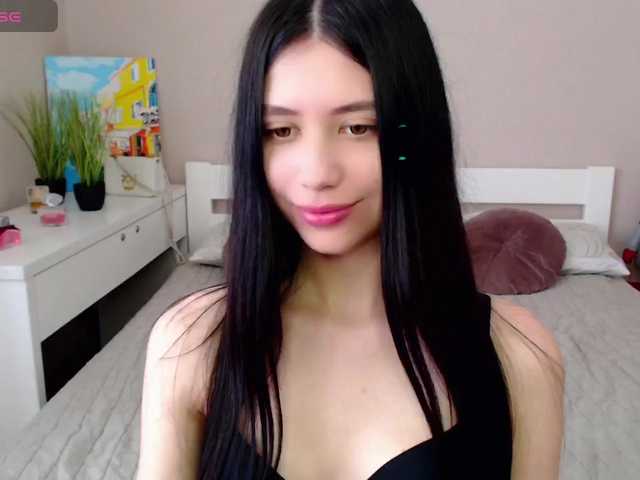 LindaSei live cam on BongaCams