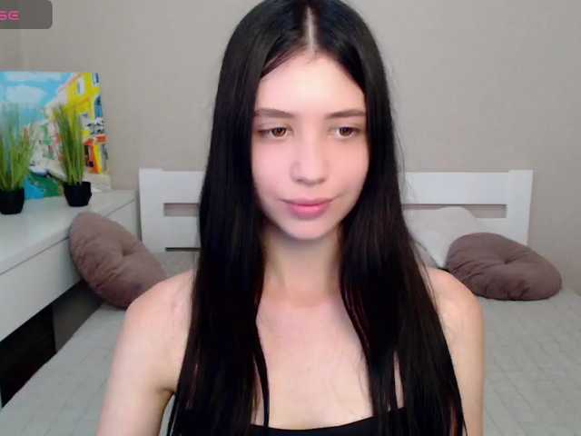 LindaSei live cam preview