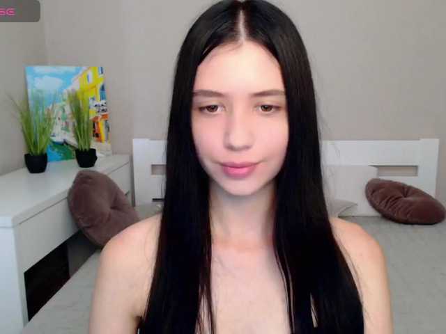 LindaSei live cam preview