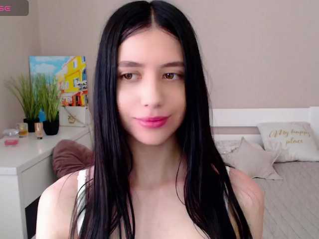 LindaSei live cam on BongaCams