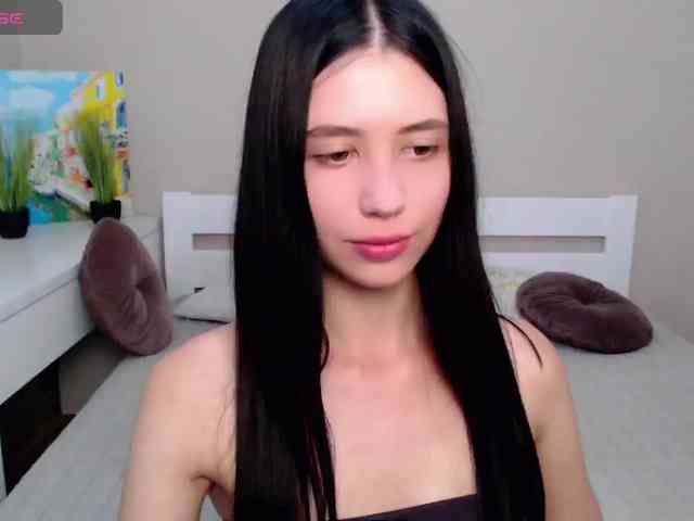 Модель: LindaSei