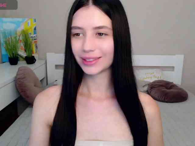 Модель: LindaSei