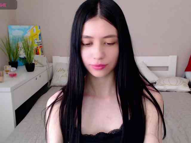 Model: LindaSei