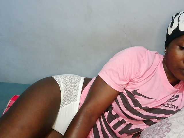 HotVibeQueen