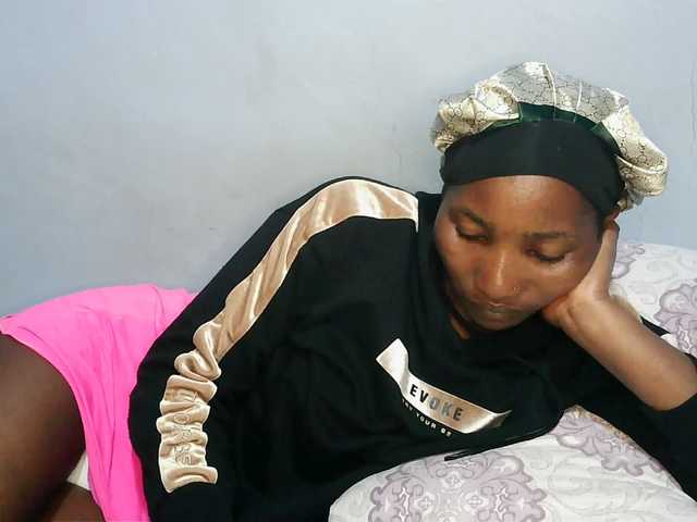HotVibeQueen