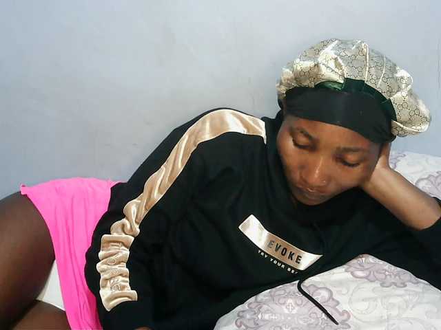 HotVibeQueen