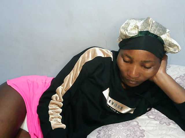 HotVibeQueen