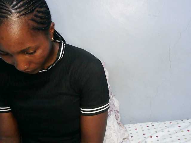 HotVibeQueen live cam on UnifiedCams