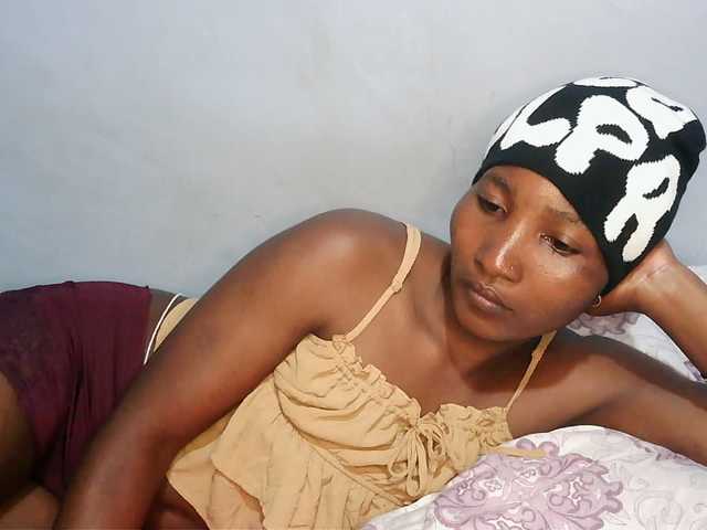 HotVibeQueen