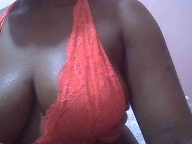 HotVibeQueen