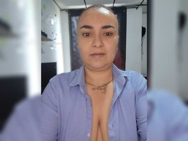 Jelog webcam bongacams model stream image