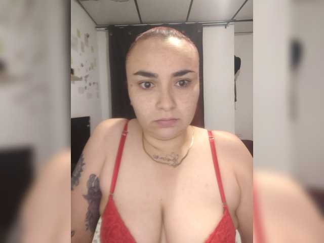 Jelog live cam on BongaCams