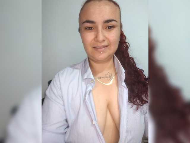 Jelog live cam on BongaCams