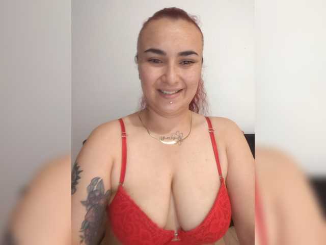 Jelog live cam on BongaCams