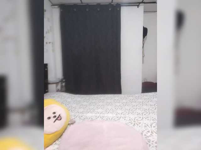 Jelog live cam on BongaCams