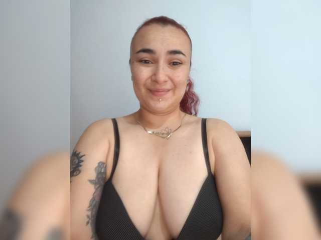Jelog live cam on BongaCams
