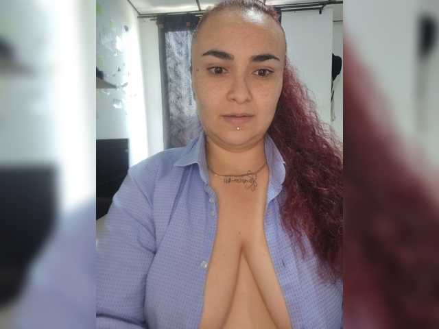 Jelog live cam on BongaCams