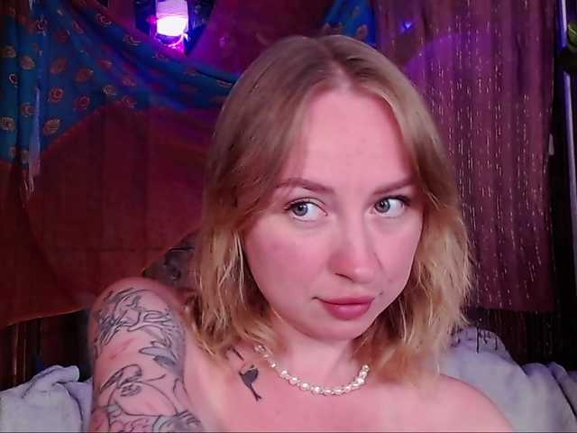 Bobby-MiMi live cam on BongaCams