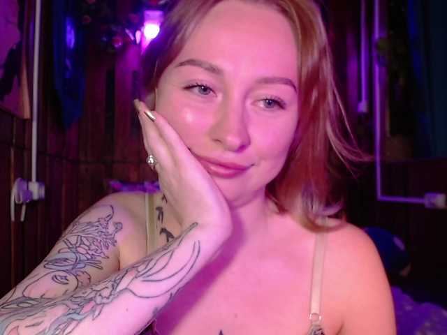 Bobby-MiMi live cam on BongaCams