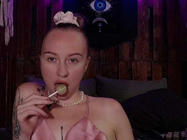 Bobby-MiMi live cam on BongaCams