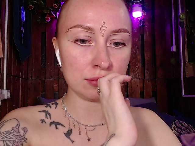 Bobby-MiMi live cam on BongaCams