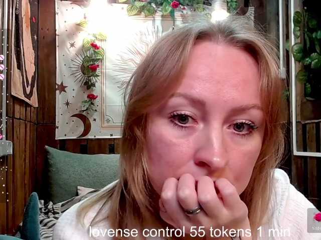 Bobby-MiMi live cam on BongaCams