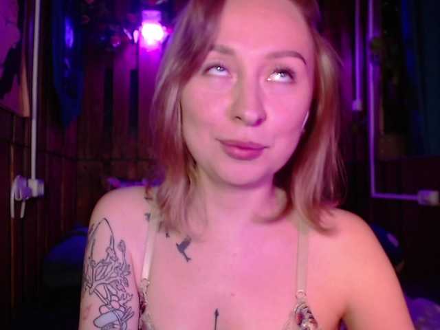 Bobby-MiMi live cam on BongaCams