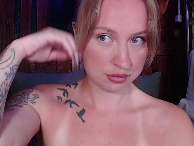 MiMi-Deep live webcam show