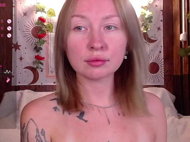 Bobby-MiMi live cam on BongaCams