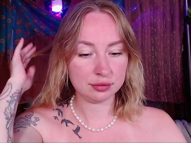 Bobby-MiMi live cam on BongaCams