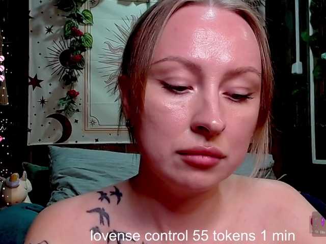 Bobby-MiMi live cam on BongaCams